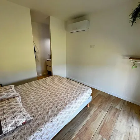Climatisee 8 Pers, 4 Chambres, 3 Sdb * Saubion