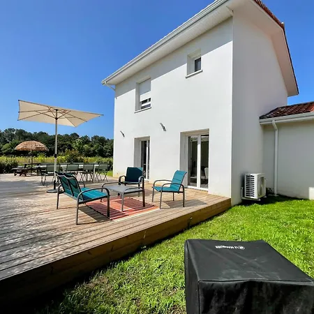 Vakantiehuis Climatisee 8 Pers, 4 Chambres, 3 Sdb