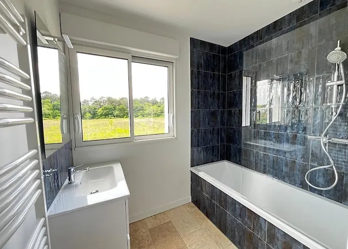 Holiday home Climatisee 8 Pers, 4 Chambres, 3 Sdb Saubion