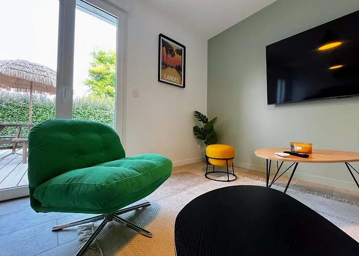 Holiday home Climatisee 8 Pers, 4 Chambres, 3 Sdb Saubion